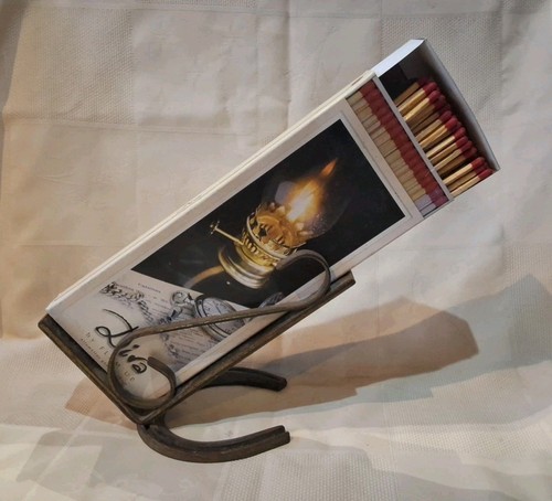 Ancien porte allumettes - , fer