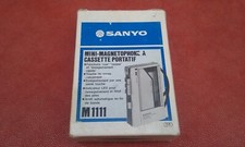 SANYO M1111 WALKMAN