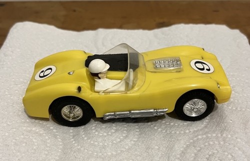 Ferrari jaune circuit - 60,