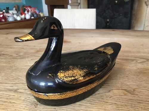 Beau canard bois peint et - en,