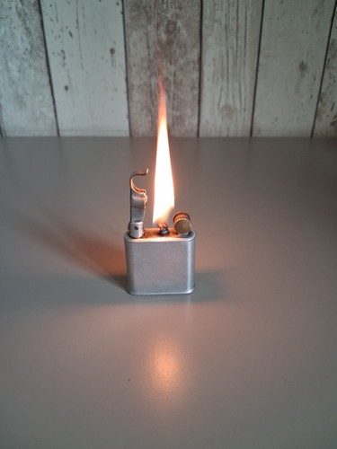 Ancien briquet essence - ancien,