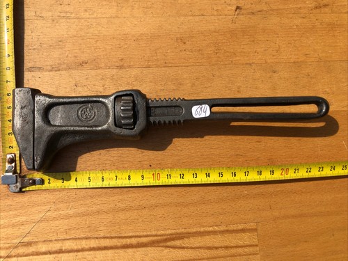 684 old tool outil ancien - (n°684,