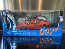 LOTUS ESPRIT TURBO JAMES BOND