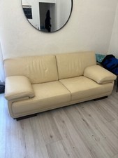 canapé cuir 2 à 3 places coloris beige bonne état  350€