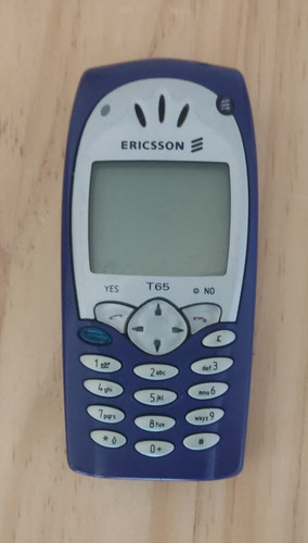 Retro gsm ericsson t65 - retro,