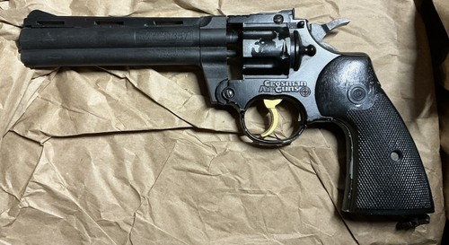 Crossman 357 pellet gun pistol