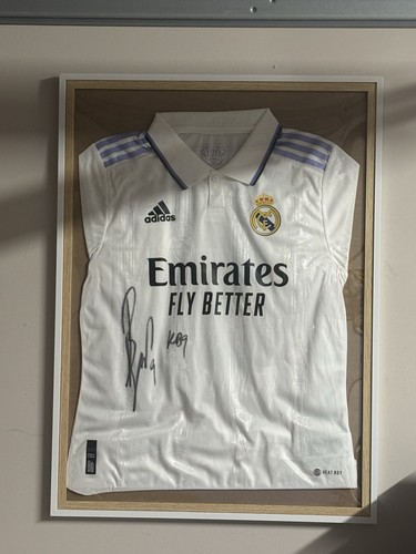 Maillot dedicacé benzema - dedicacé,