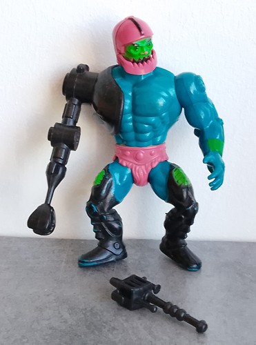 Trap jaw motu - motu, maitres