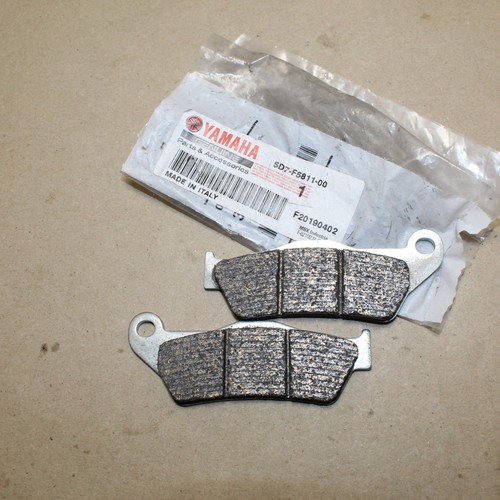 Plaquettes frein avant - de,