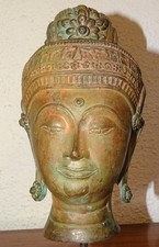 Tête de Bouddha en bronze