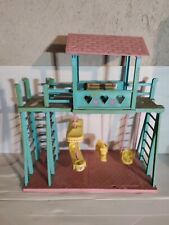 BARBIE FAMILLE DOUCOEUR THE HEART FAMILY PLAYGROUND AIRE DE JEUX MATTEL 1984