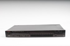 Tuner Stéréo AM/FM Numérique Synthétisé Luxman T-111 - État Acceptable