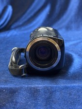 Sony Handycam HDR-CX105/