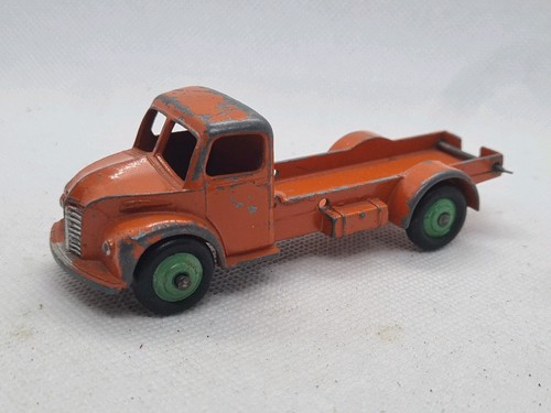 Dinky toys camion agricole - toys,
