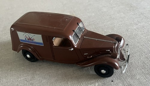 Traction citroën fourgonnette - citroën,