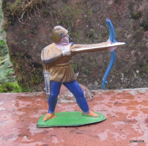 Cyrnos moyen age figurine - cyrnos, /