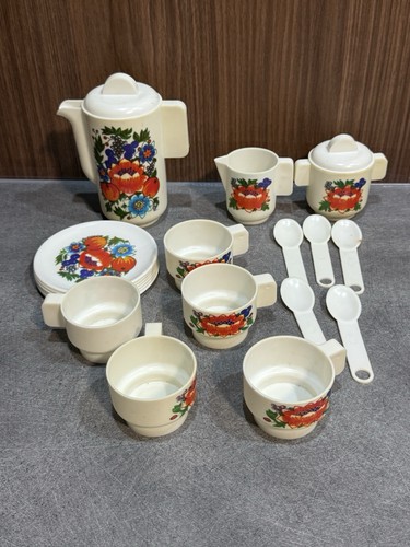 Dinette enfant assiette - dinette, tasse