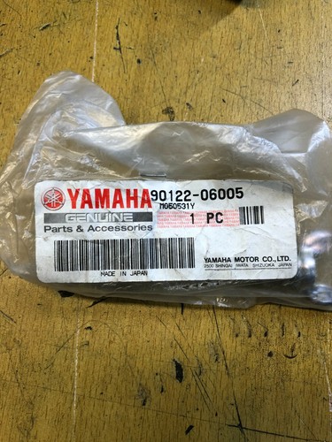 Boulon oreille yamaha - boulon,