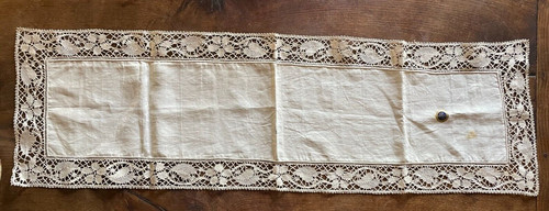 Long chemin table dentelle - de,