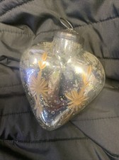 Antique Heart Shape Eglomized Christmas Ball 