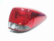 FEU ARRIERE DROIT 92402A4020