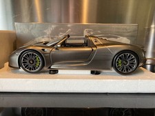 TRES RARE PORSCHE 918 SPYDER