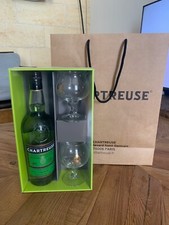 COFFRET CHARTREUSE VERTE GREEN 70CL + 2 VERRES A LIQUEUR COLLECTOR VOIRON - NEUF