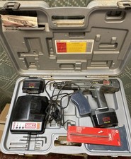 SENCO DURASPIN DS202-14V DRYWALL SCREW GUN CHARGER AND CASE