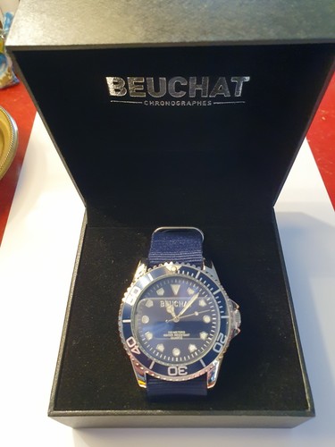 Neuve superbe montre - neuve,