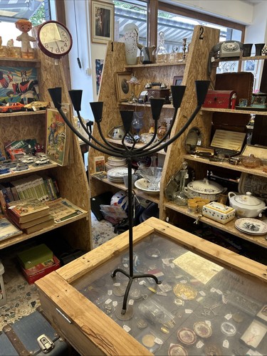 Grand bougeoir sur pied - , fer