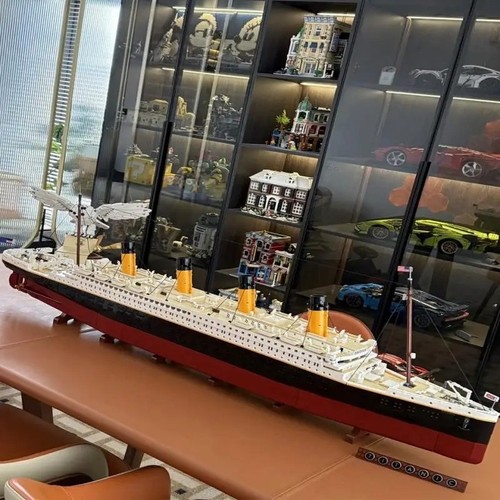 Titanic 9090 pièces - –, –