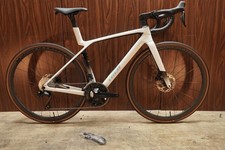 2025 Trek Madone SL6 Gen 8 XS Bontrager Aeolus Elite 35 105 R7170 Di2 2x12s