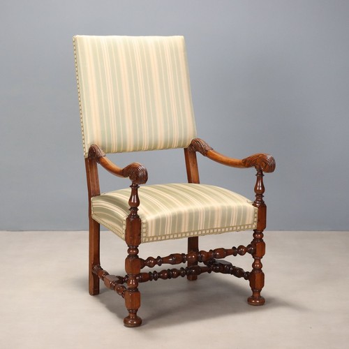 Chaise haute baroque - chaise,
