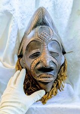 Masque Africain Chokwe Angola Congo Zambie Ancien Afrique noire.Hauteur 38cm.