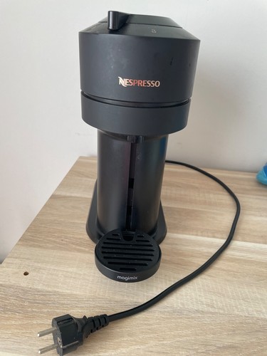 Machine café nespresso - à,
