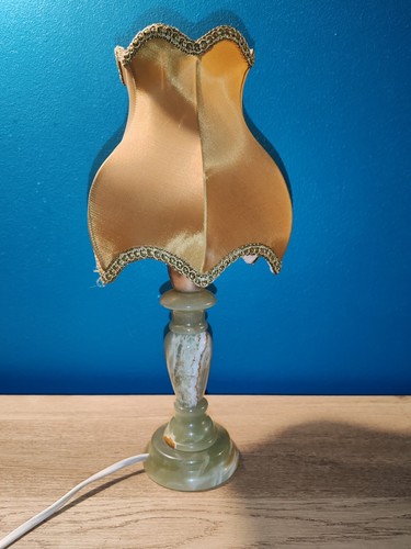 Ancienne petit lampe chevet - ancienne,