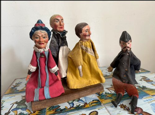 C1850 lot marionnettes - lot, a