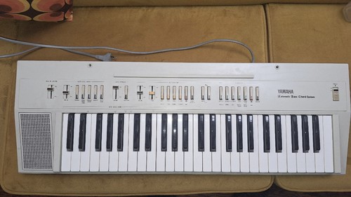 Yamaha synth - yamaha,
