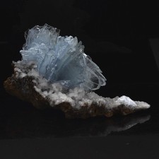 Baryte bleue. 341.80 ct. Jebel