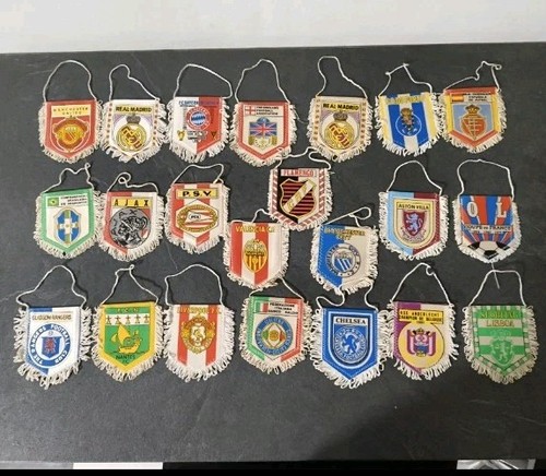 Lot fanions football - fanions,