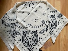 *NEUF* Foulard carré écru
