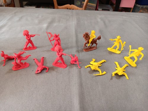 Lot cowboys et indiens - 12,