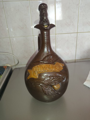 Ancienne bouteille alcool - ancienne,
