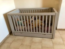 Lit bébé évolutif en trés bon état 