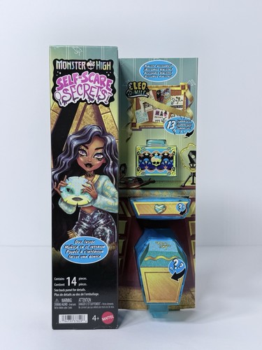 Monster high self - monster, self-scare