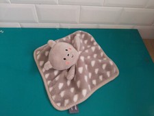 2303241 Peluche doudou plat