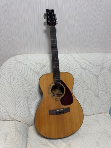Guitare acoustique vintage