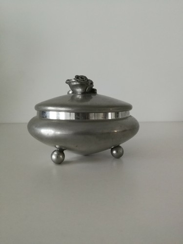 Petite boîte étain - boîte, avec