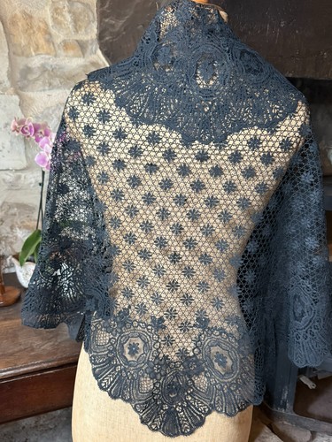 Dentelle ancienne guipure - dentelle,