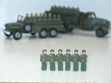FJ solido dinky, 1 barret 6 soldiers sitting painted metal (military vehicle) R10